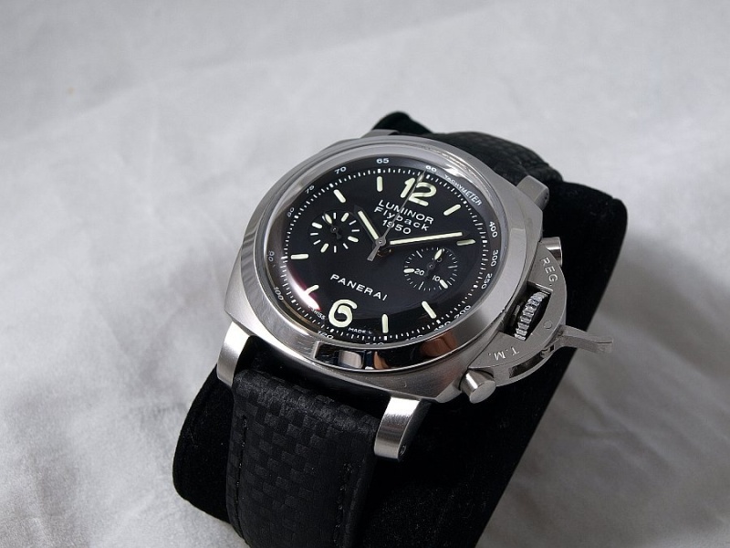 Panerai watch listing