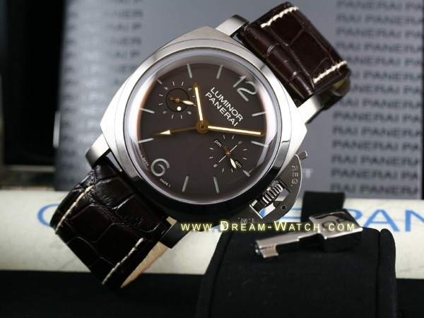Panerai watch listing