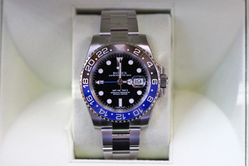 Rolex watch listing