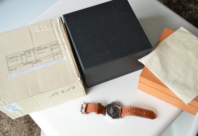 Panerai watch listing