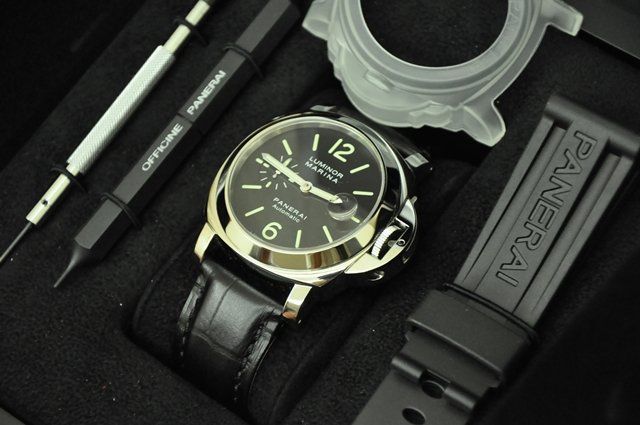 Panerai watch listing