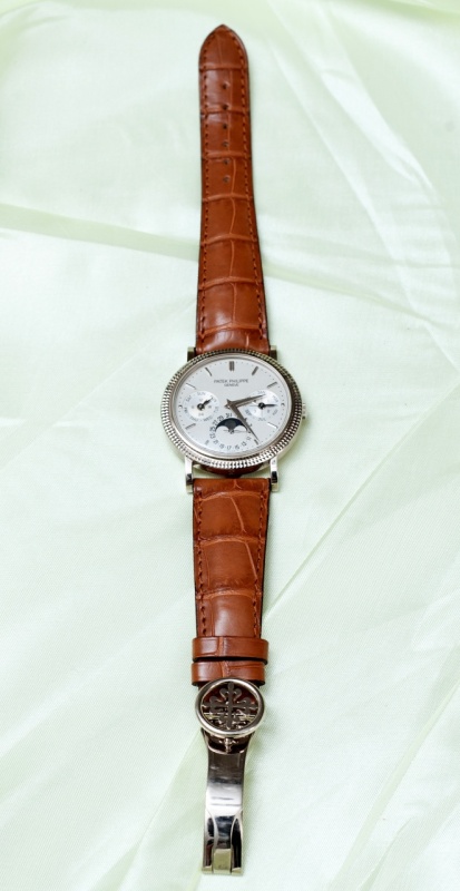 Patek Philippe watch listing