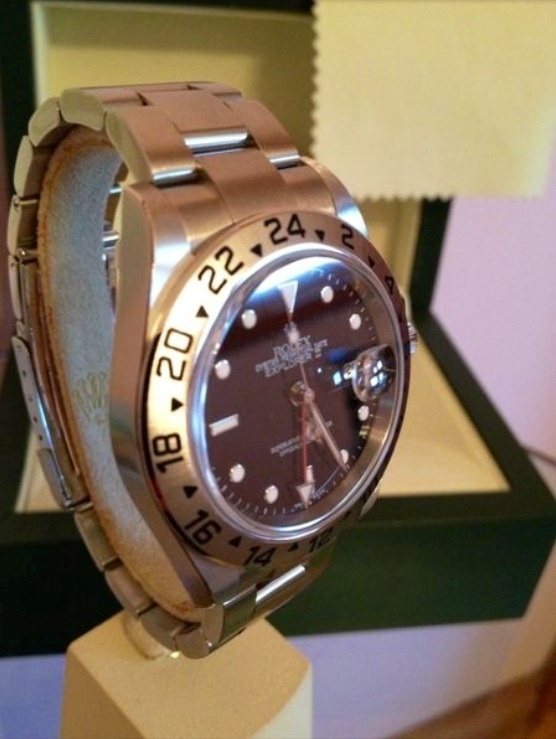 Rolex watch listing