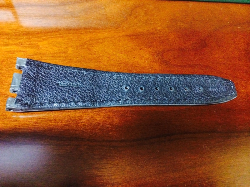 Accessories watch listing