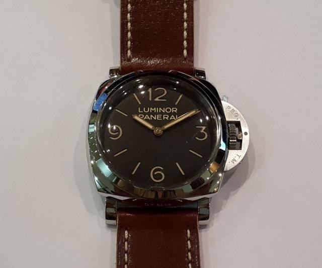 Panerai watch listing