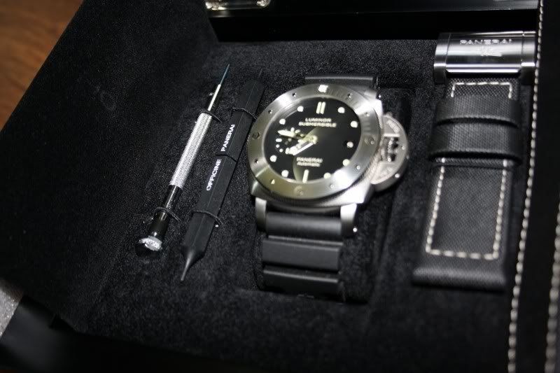 Panerai watch listing