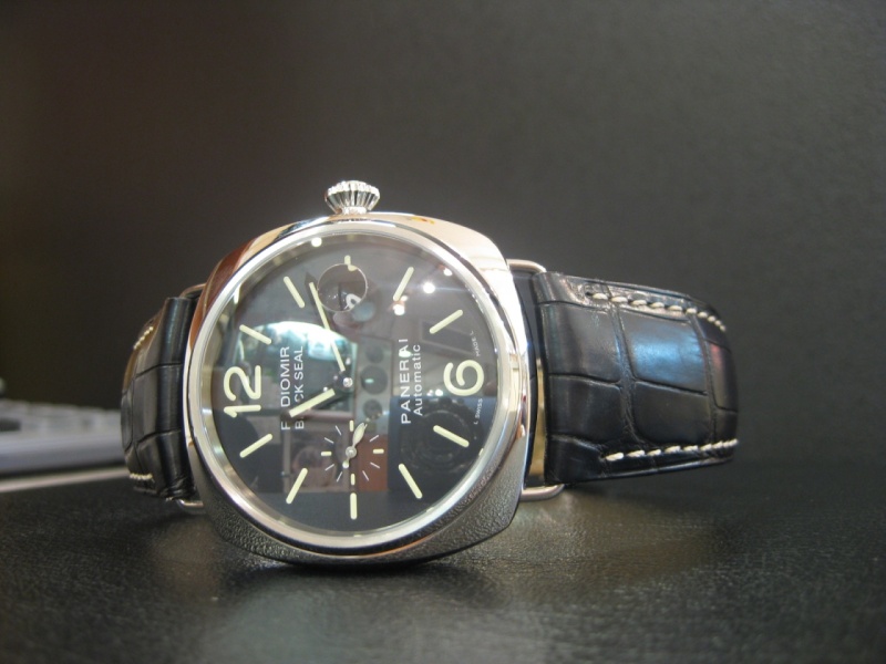 Panerai watch listing