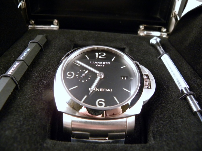 Panerai watch listing