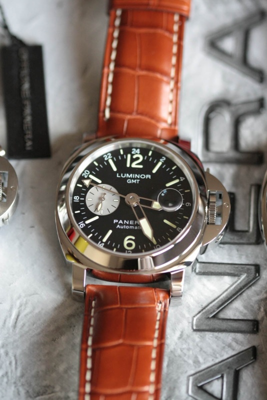 Panerai watch listing