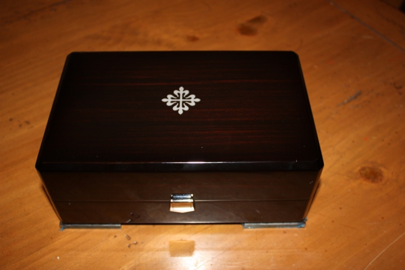 Patek Philippe watch listing