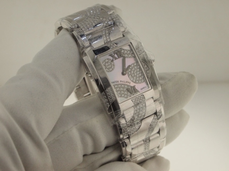 Patek Philippe watch listing