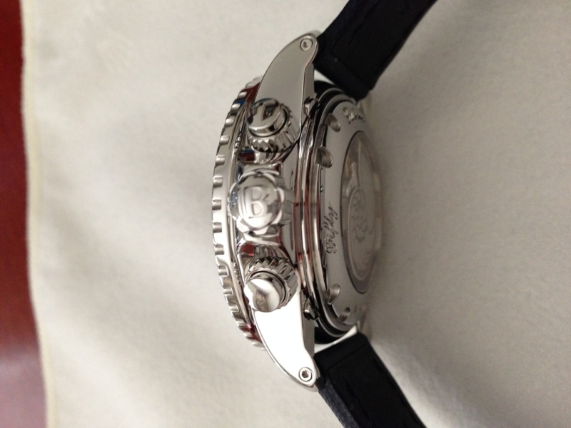 The screw-down crown and chronograph pushers on my watch - completely usable under water!