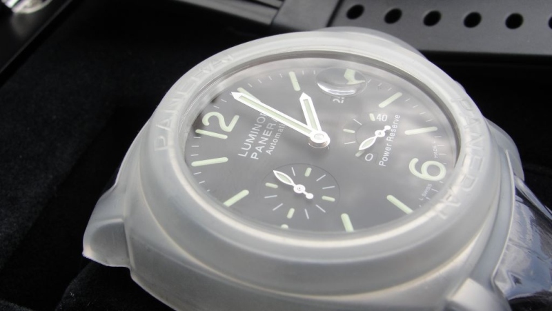 Panerai watch listing