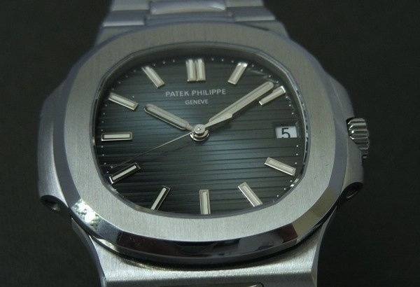 Patek Philippe watch listing