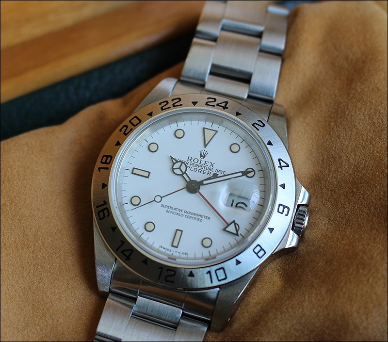 Rolex watch listing