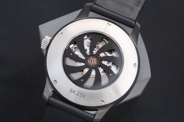 Sarpaneva watch listing