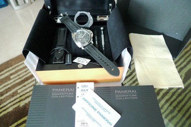 Panerai watch listing