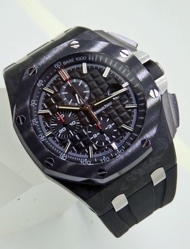 AP Royal Oak Offshore 44mm, Frost Carbon, complete set box and papers watch listing