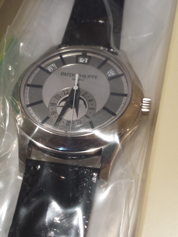 Patek Philippe watch listing