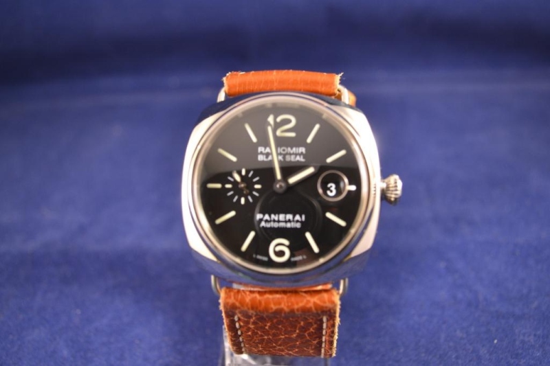 Panerai watch listing