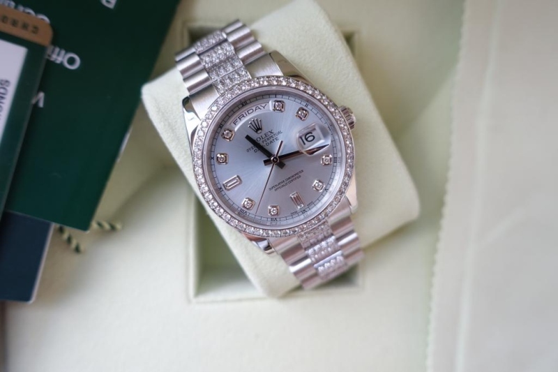Rolex watch listing