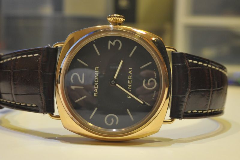 Panerai watch listing