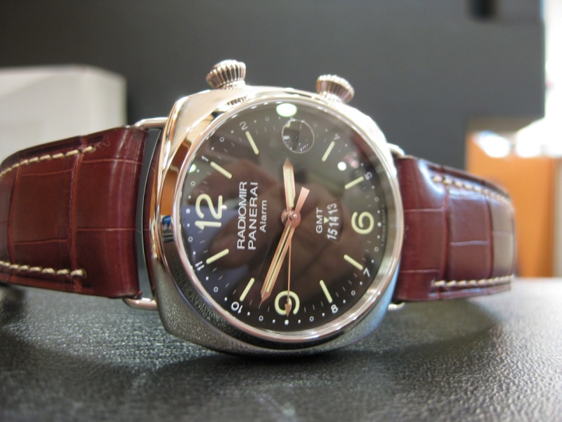 Panerai watch listing