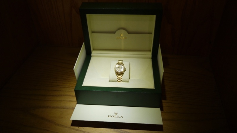 Rolex watch listing