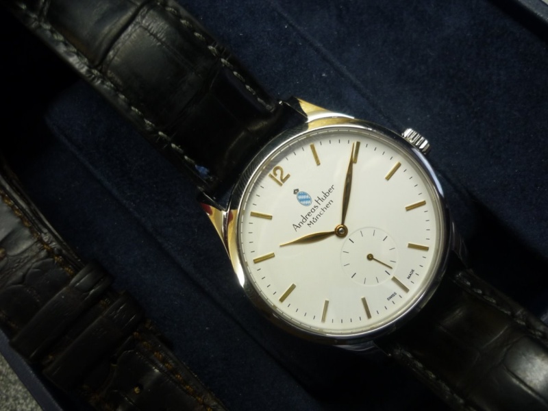 Minerva watch listing
