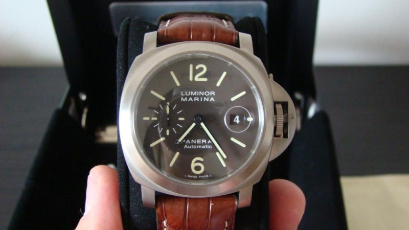 Panerai watch listing