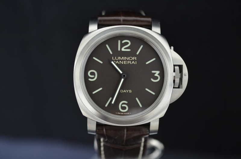 Panerai watch listing