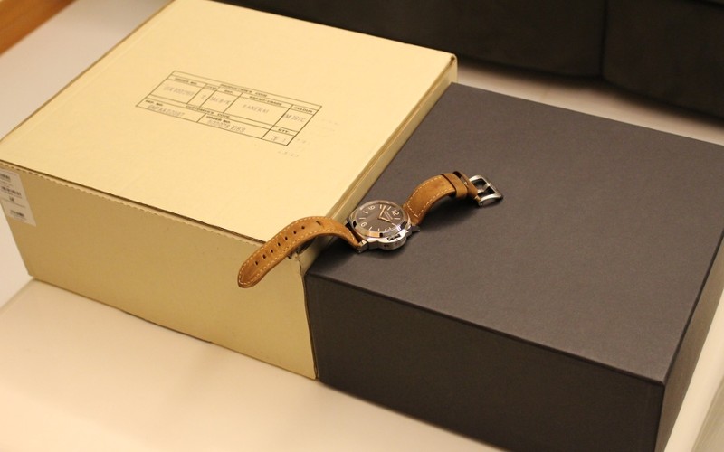 Panerai watch listing