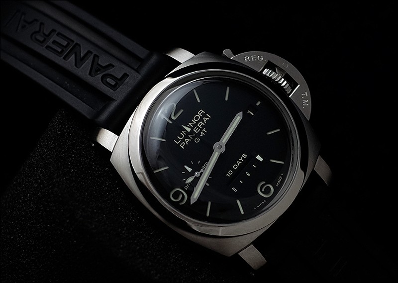 Panerai watch listing