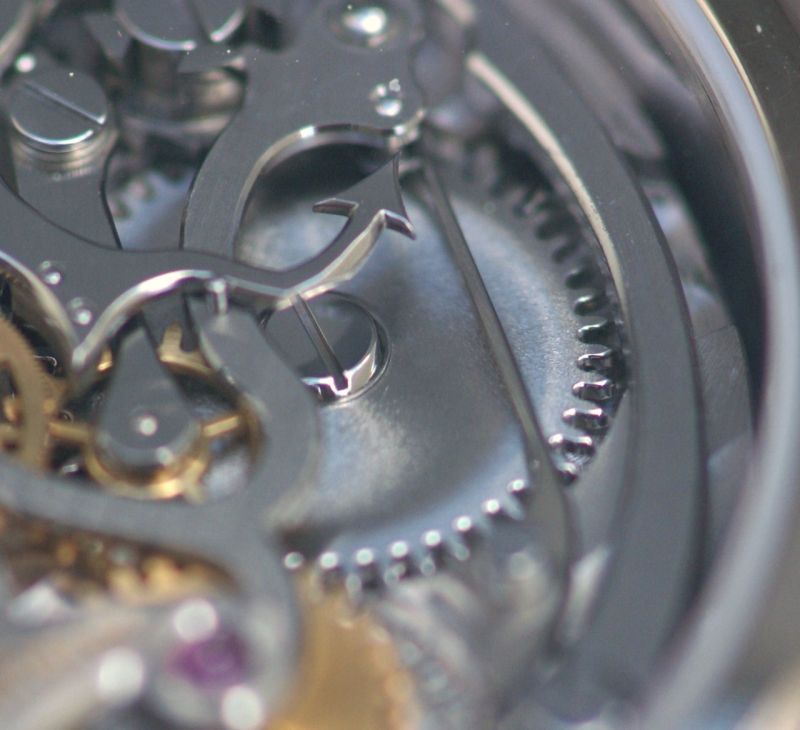 polished teeth, circulaires finish, screwheads are polished, countersinks are polished as well