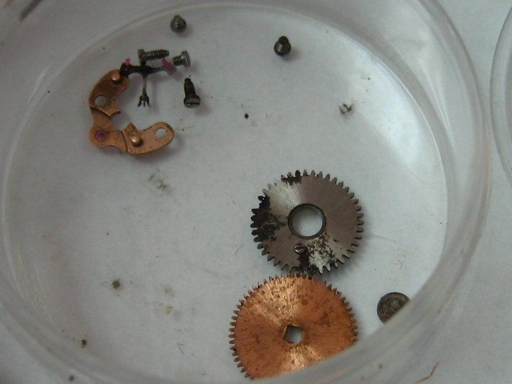You can see that wheel lacking some teeth