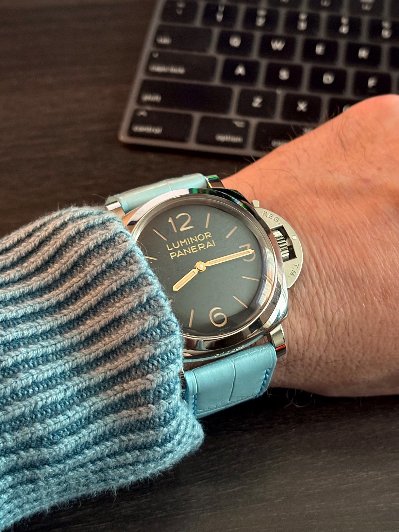 Watch by Officine Panerai, Panerai, Luminor 1950, PAM372