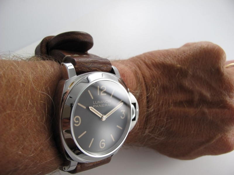 Panerai PAM 390 Wrist Shots