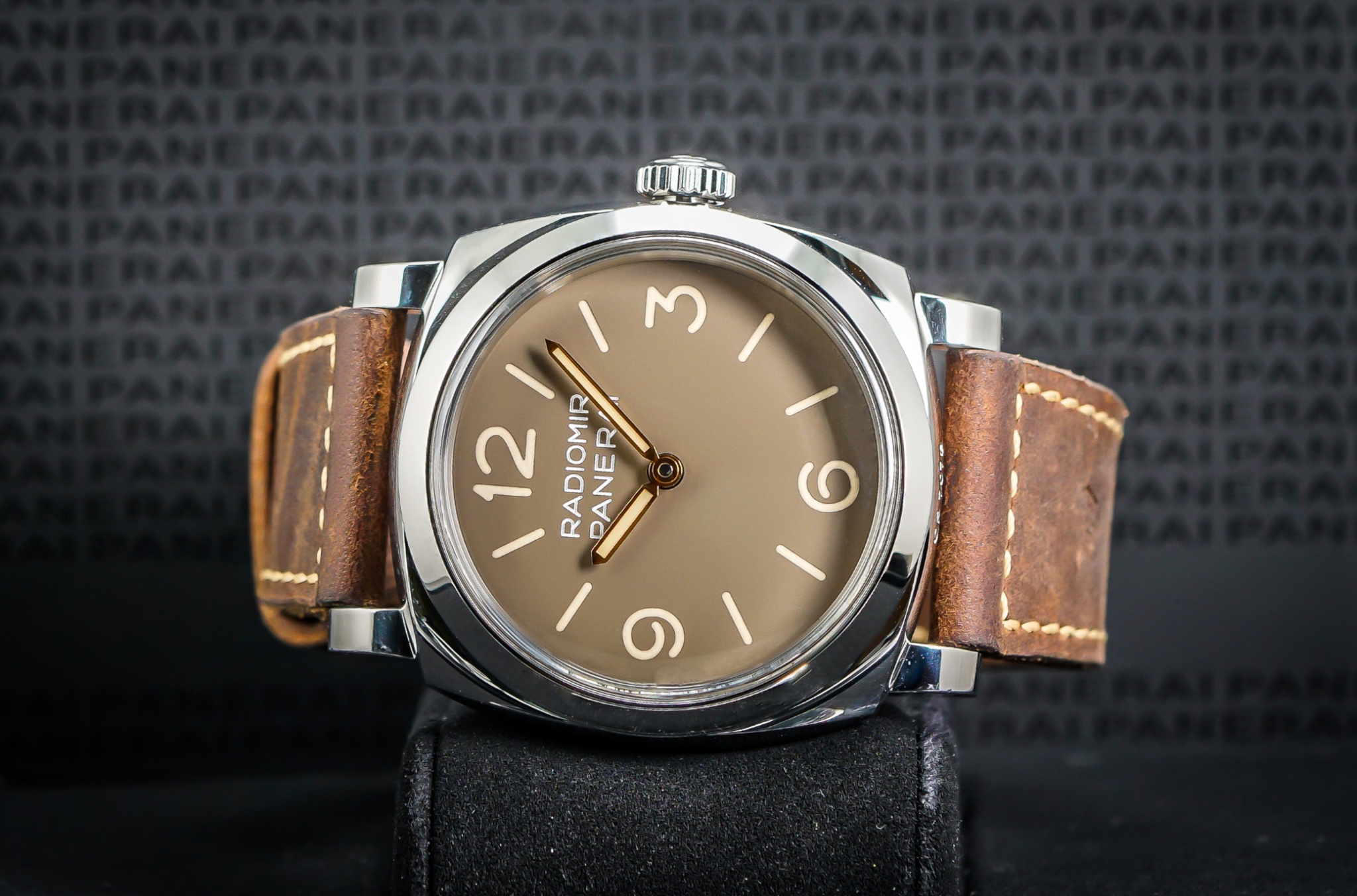 Watch by Officine Panerai, Panerai, Radiomir 1940, PAM662, 662