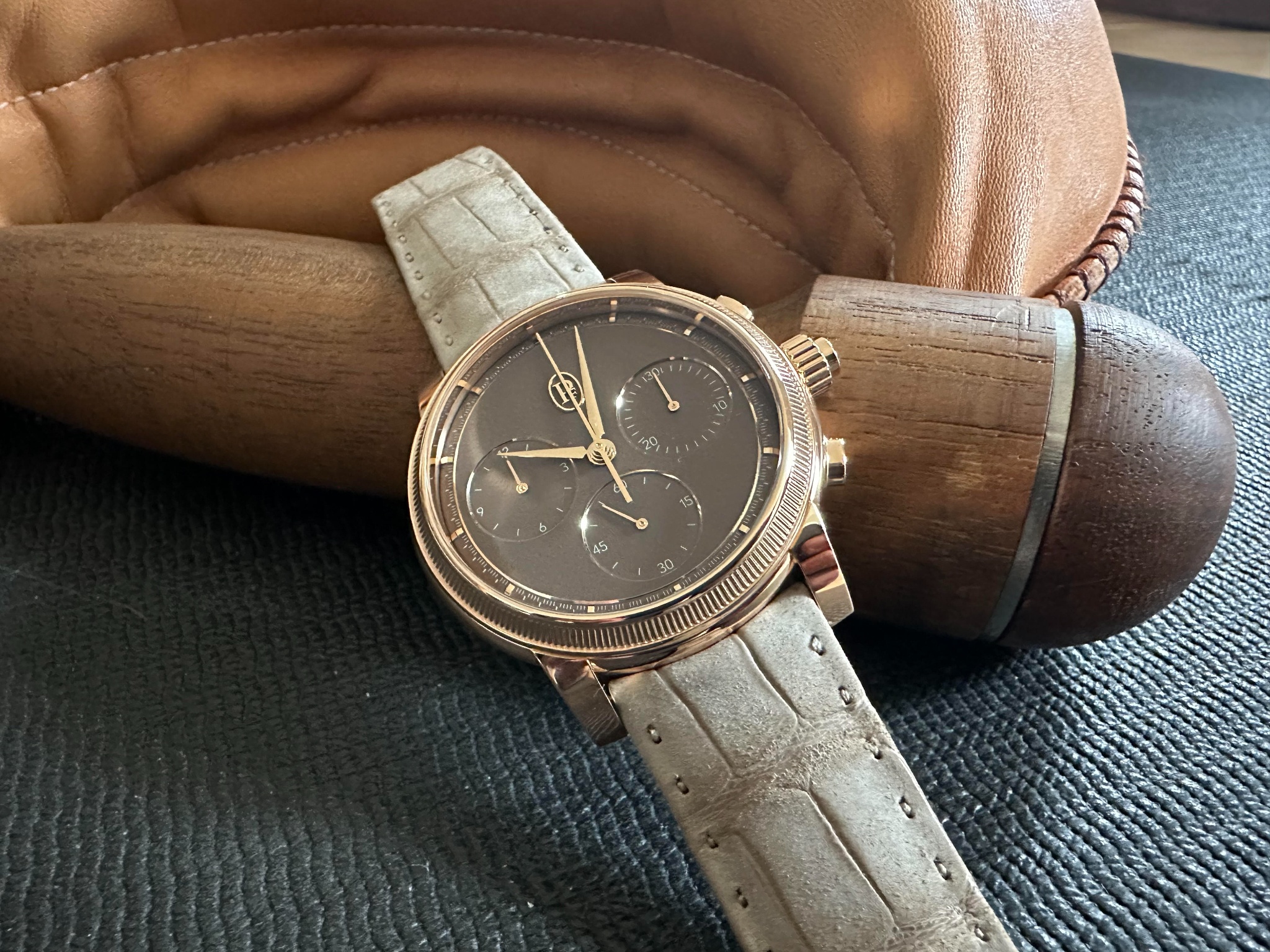 Parmigiani - Toric Chronograph Rattrapante - PFH951-2010001-300181-EN