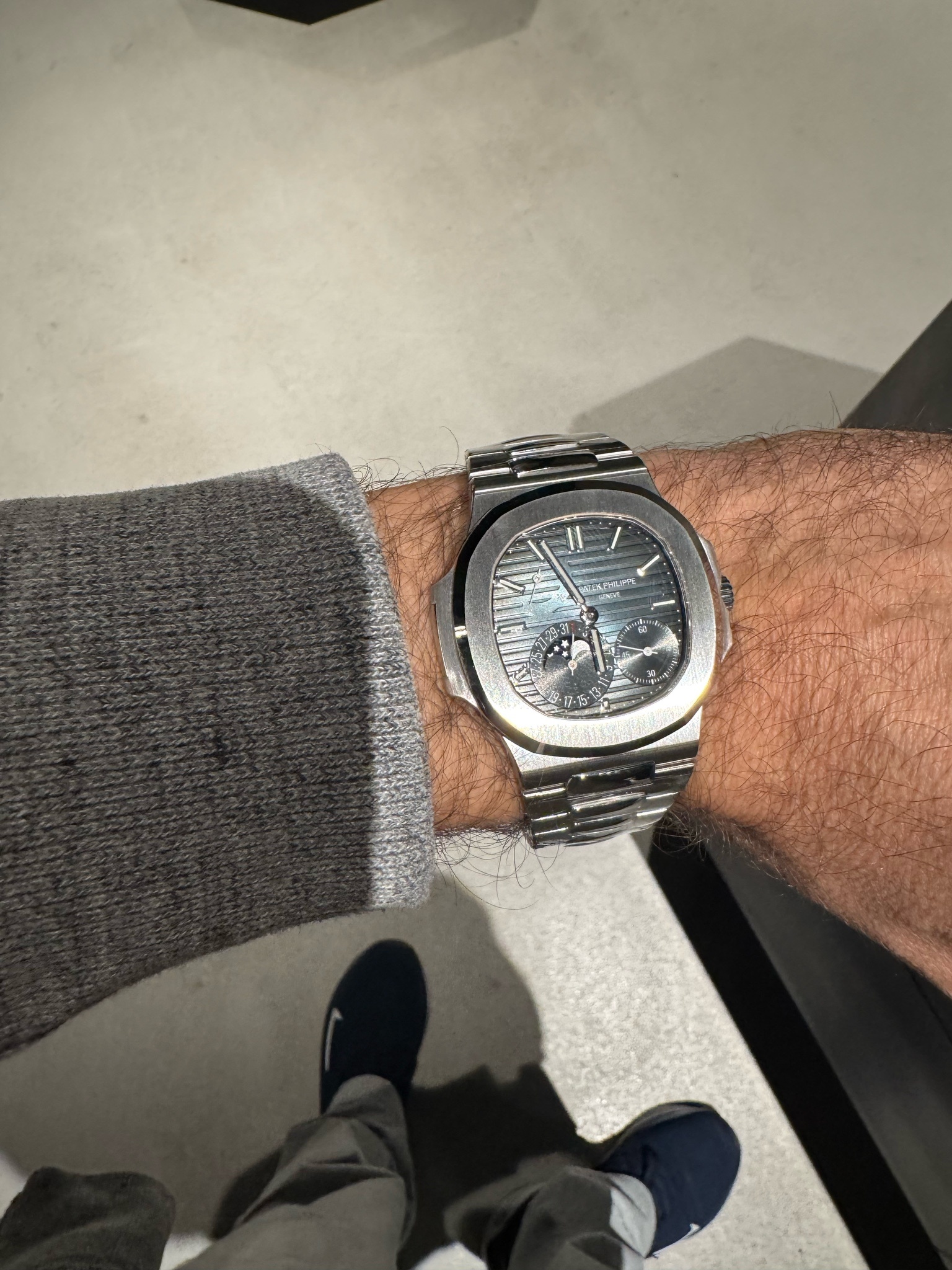 Watch by Patek Philippe, nautilus, 5712