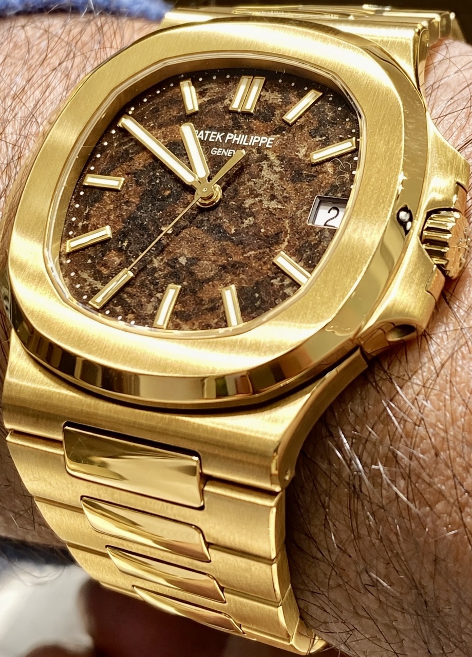 Watch by Patek Philippe, Nautilus, 5711