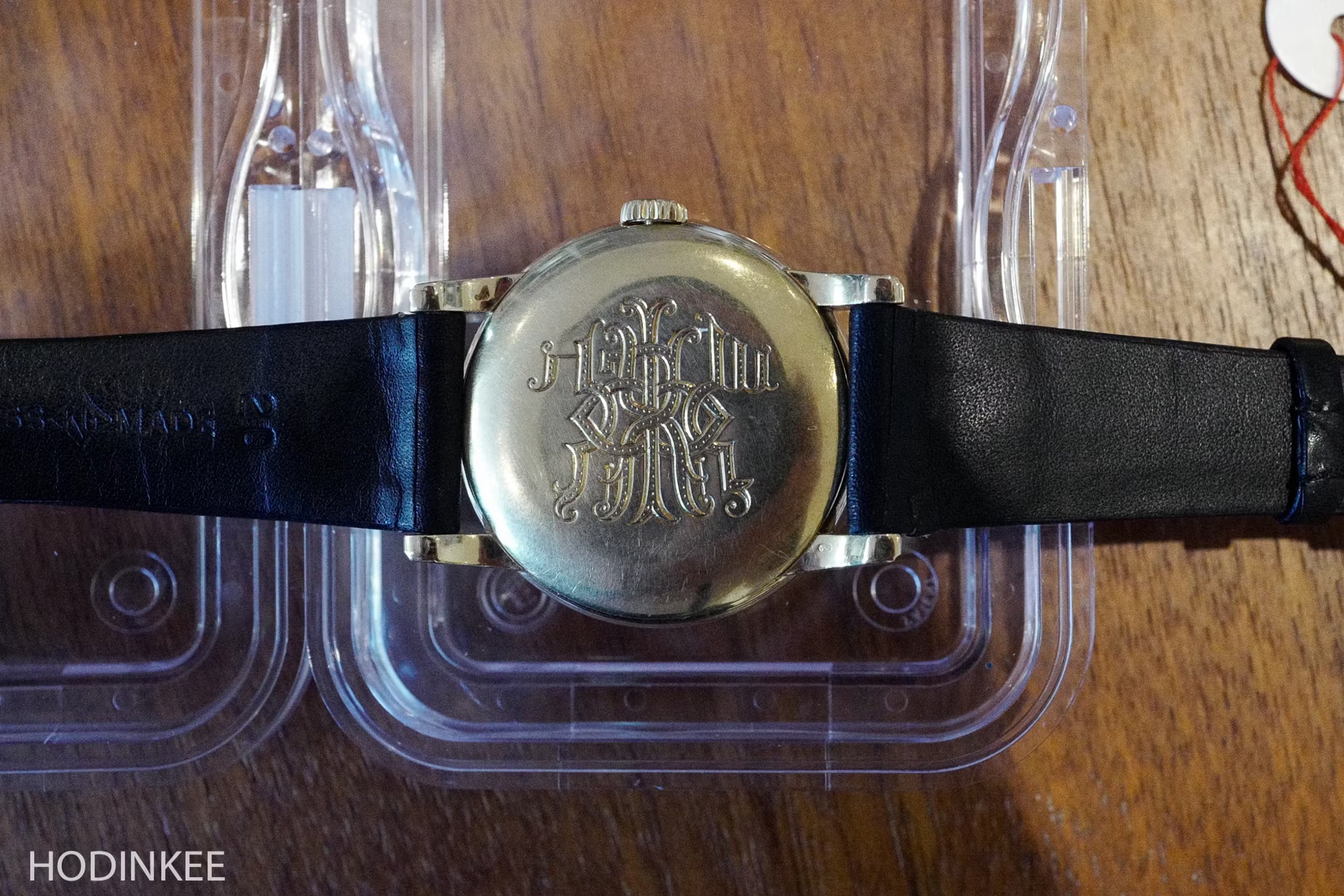 Watch by Patek Philippe, 2438
