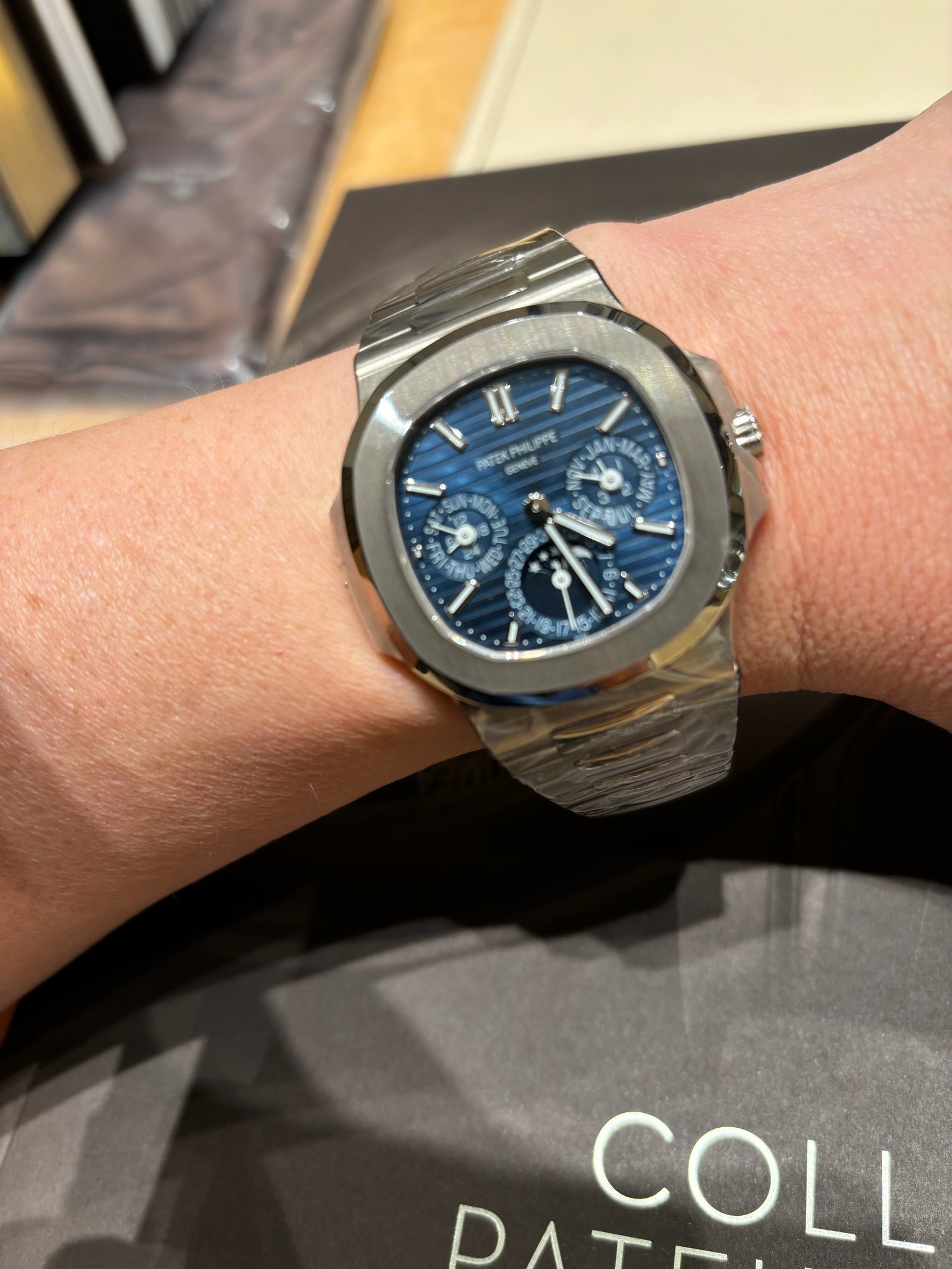 Watch by Patek Philippe, nautilus, 5740, 5740/1G