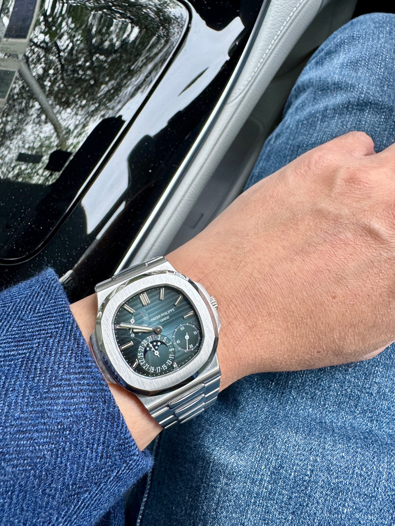 Watch by Patek Philippe, nautilus, 5712