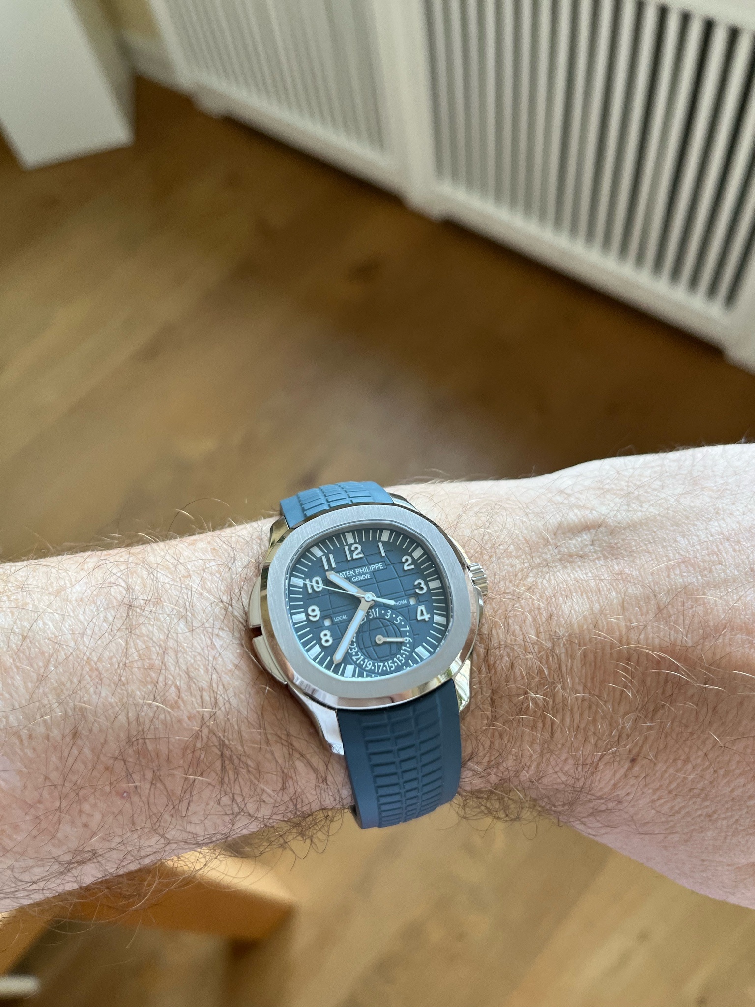 Watch by Patek Philippe, aquanaut, Travel Time, 5164G