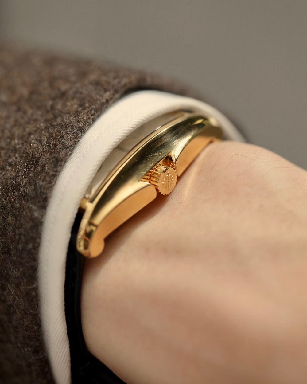 Watch by Patek Philippe, gondolo, 5100, 5100J