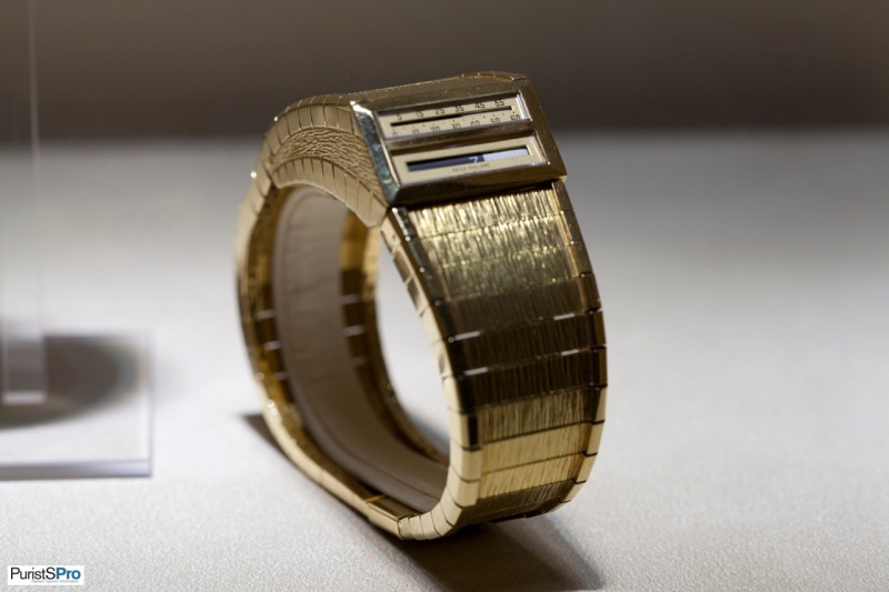 A modern version of Ref. 3414, called Cobra  - Patek Philippe