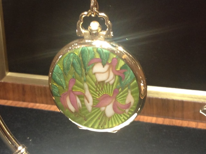 a unique piece - already spoken for naturally but at least I held it !!