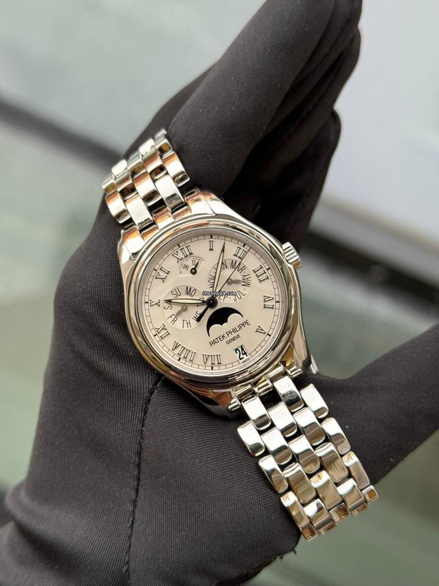 Watch by Patek Philippe, 5036