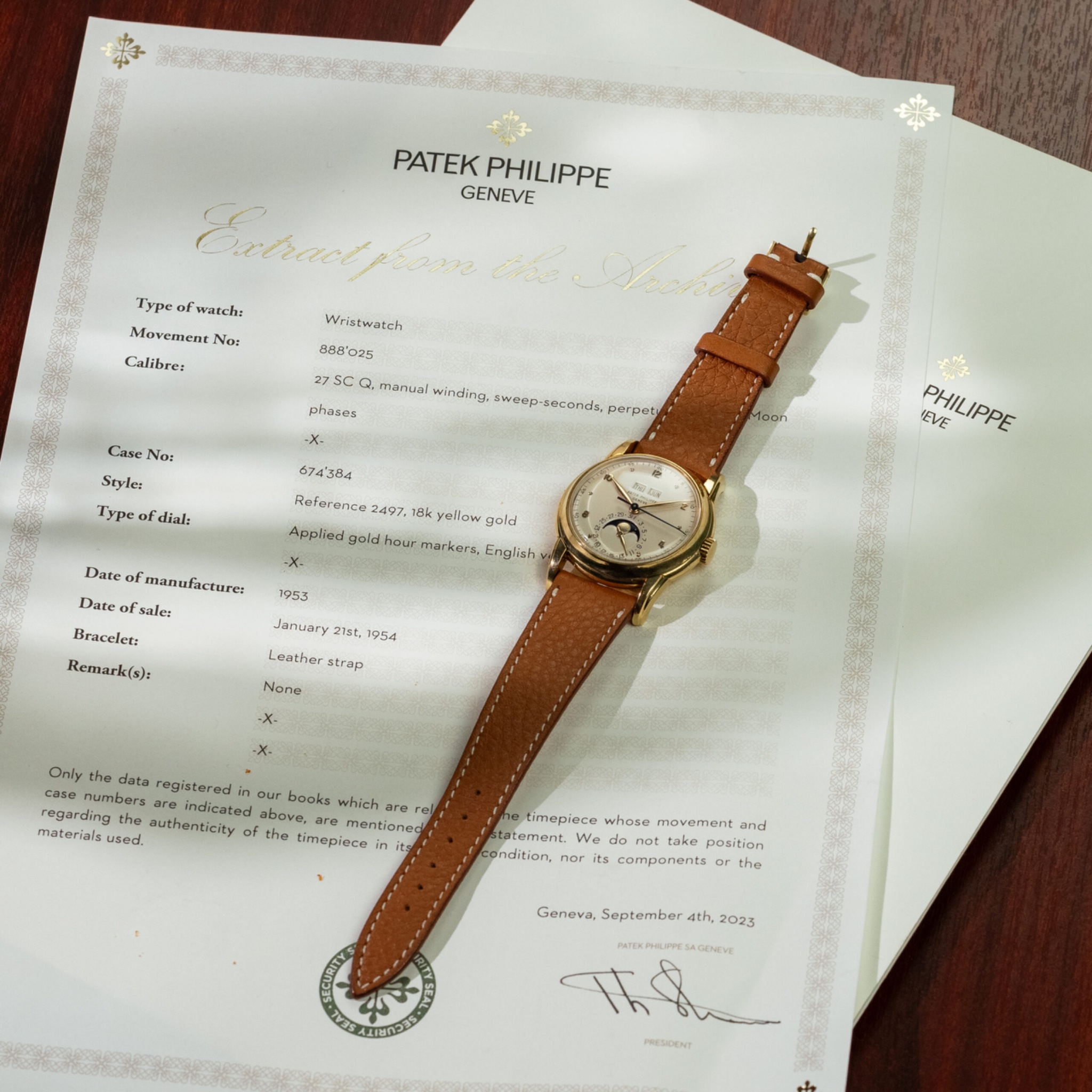 Watch by Patek Philippe, 2438